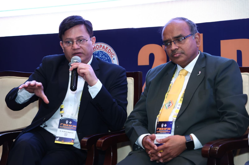 Expert panel discussion on robotics and hip replacement